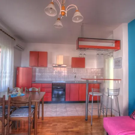 Apartman House Beata *